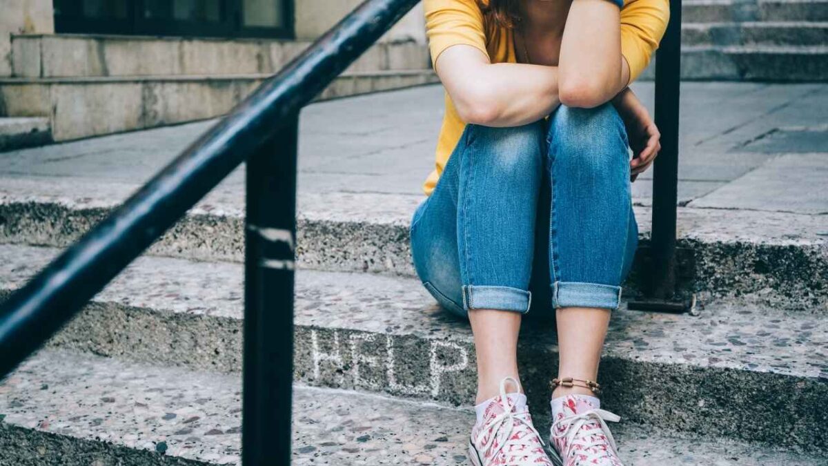 La salud mental juvenil en el centro del debate: qué desafíos plantea para la práctica clínica