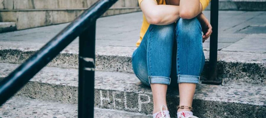 La salud mental juvenil en el centro del debate: qué desafíos plantea para la práctica clínica